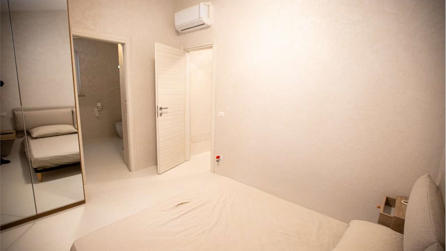 Big Image 14
