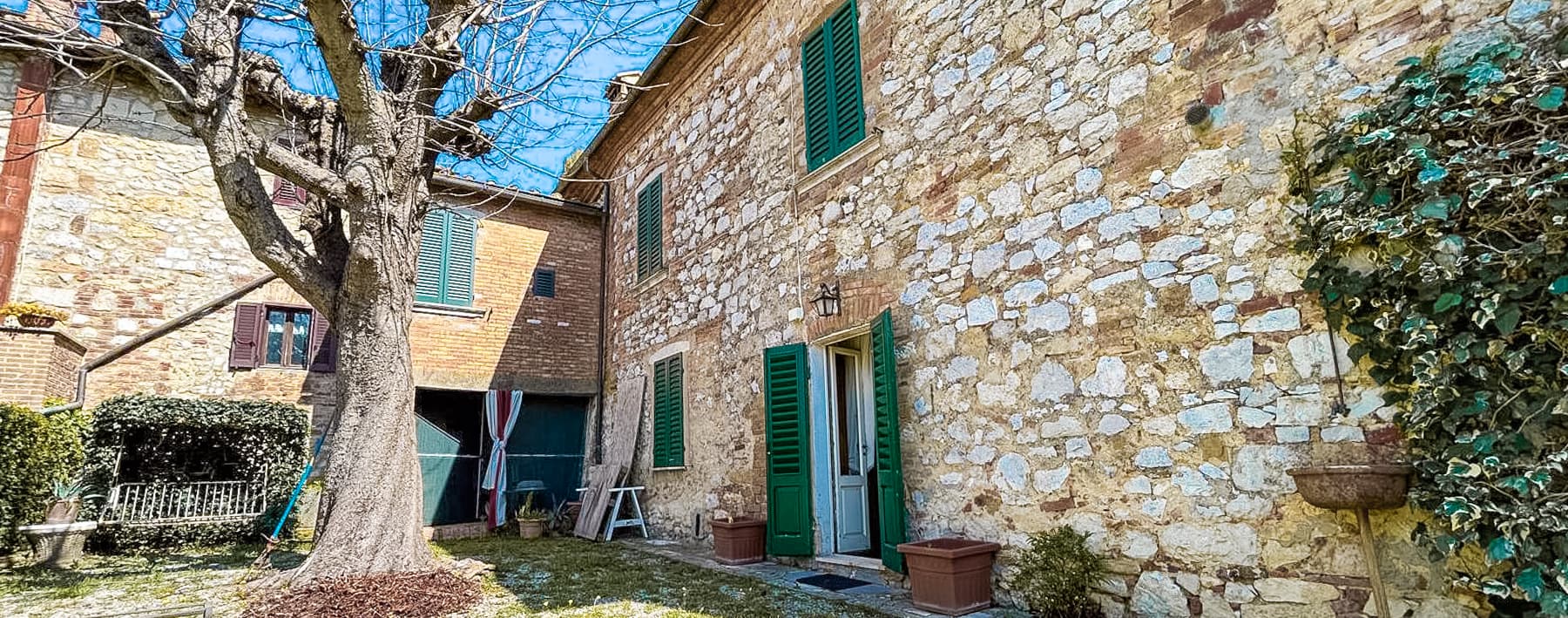 Historic Detached House in Torrita di Siena, Tuscany