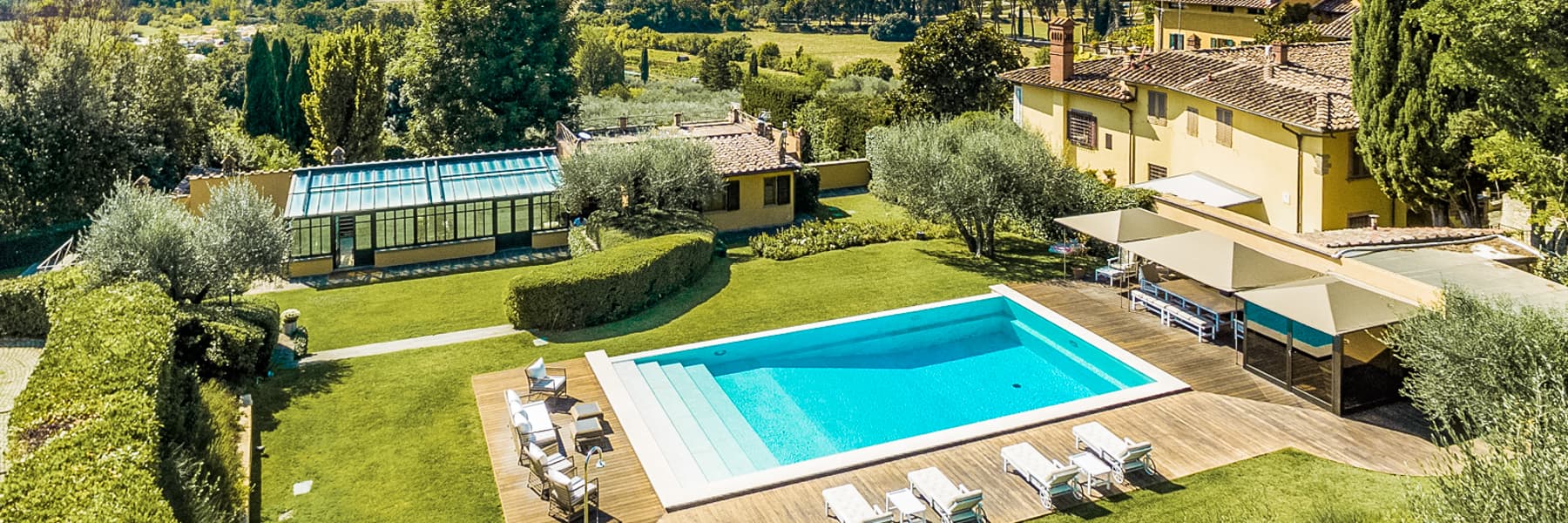 Villa moderna con giardino e piscina a Firenze