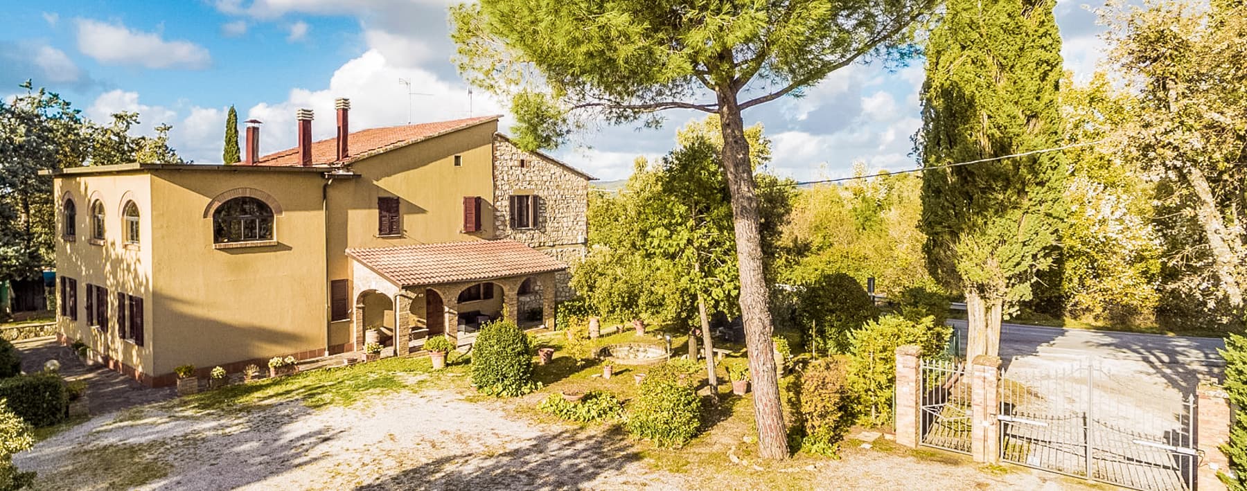 Rustic Country House in Val d'Orcia, Tuscany