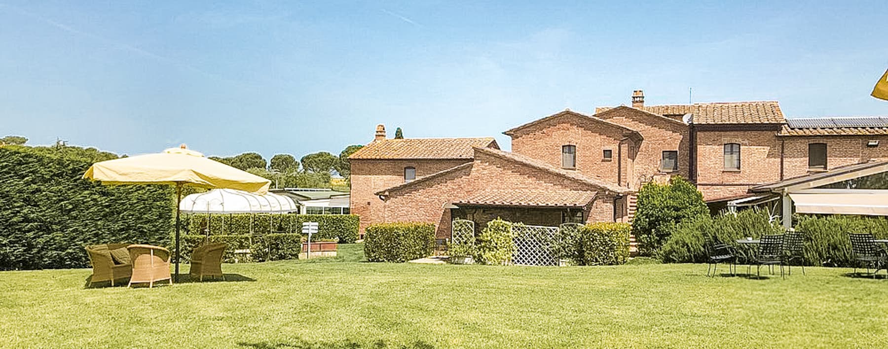 Hotel Retreat in Charming Castiglione del Lago, Umbria