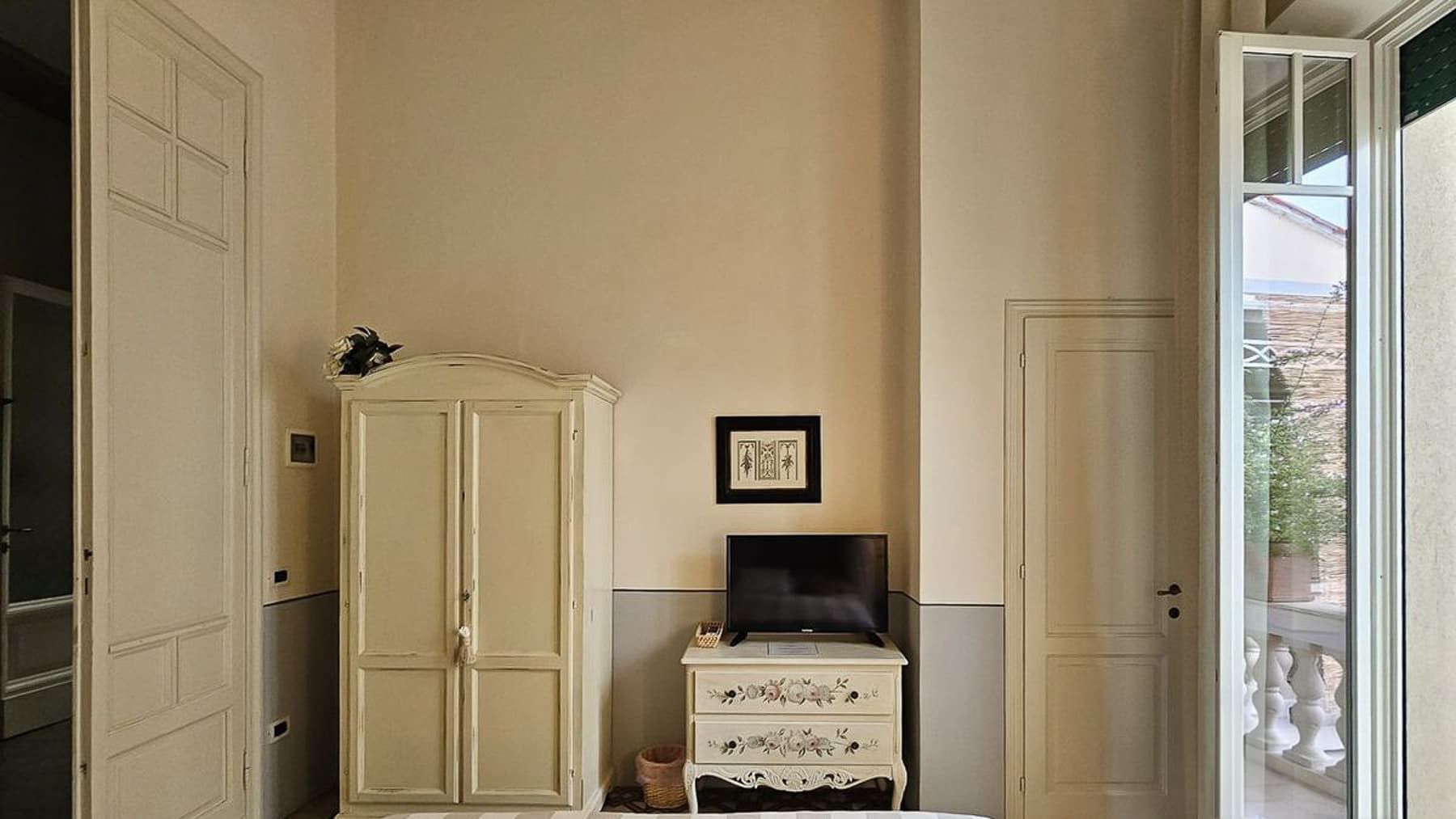 Big Image 24