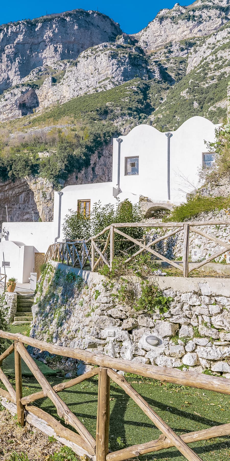 Detached House on the Stunning Amalfi Coast, Campania