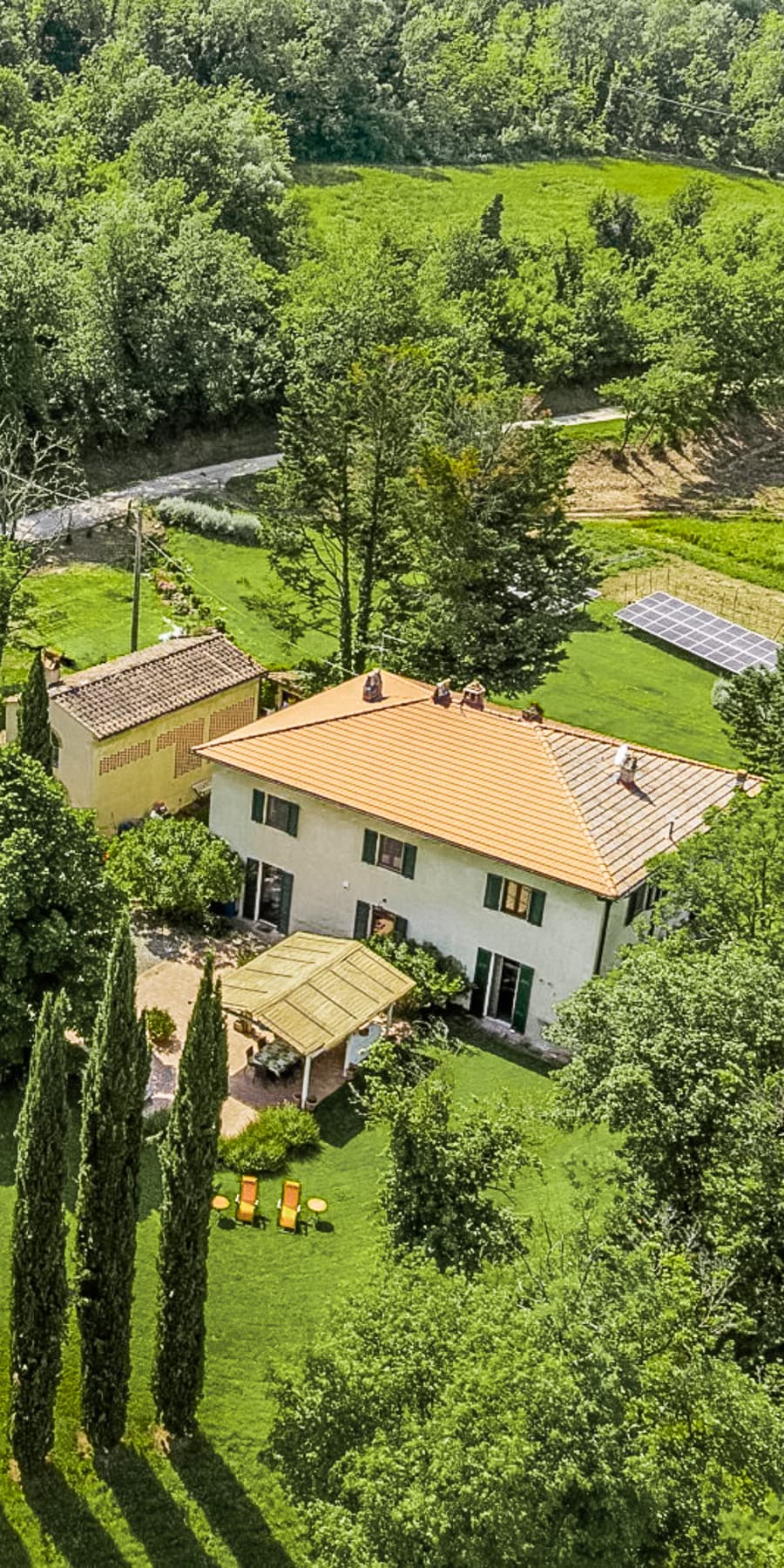 Chianti Villa with Infinity Pool in Tuscany