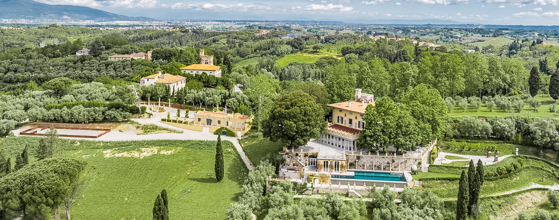 Historic Villa with Spa in the Hills of Tuscany