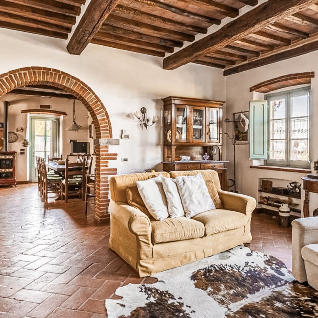 Charming Country House in Tuscany, Near Cortona