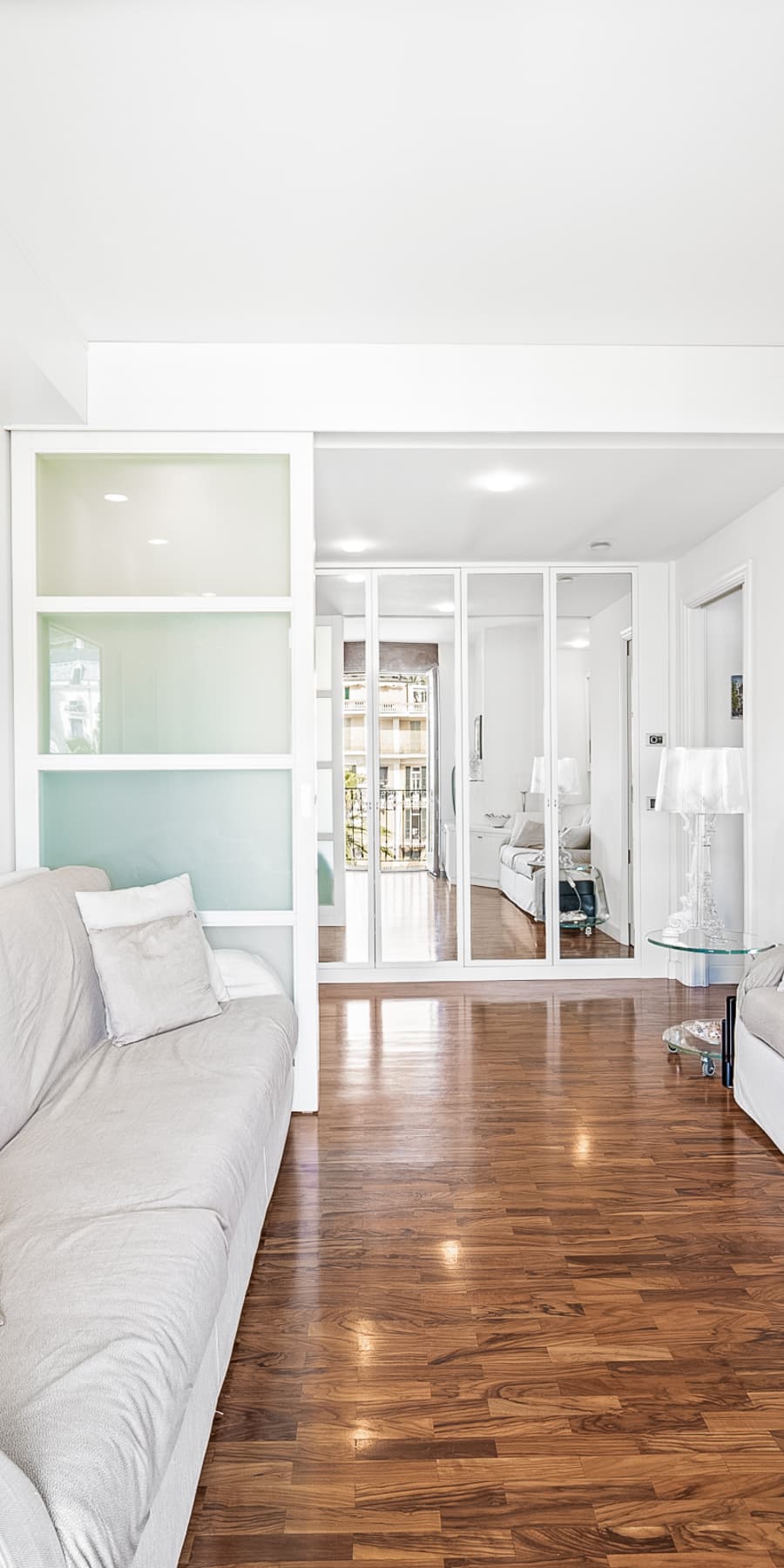Central Apartment in Bordighera, Liguria with Terrace