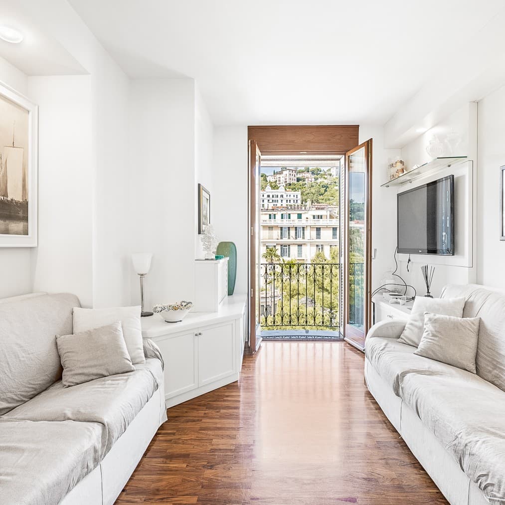 Appartamento centrale a Bordighera con terrazzi ampi