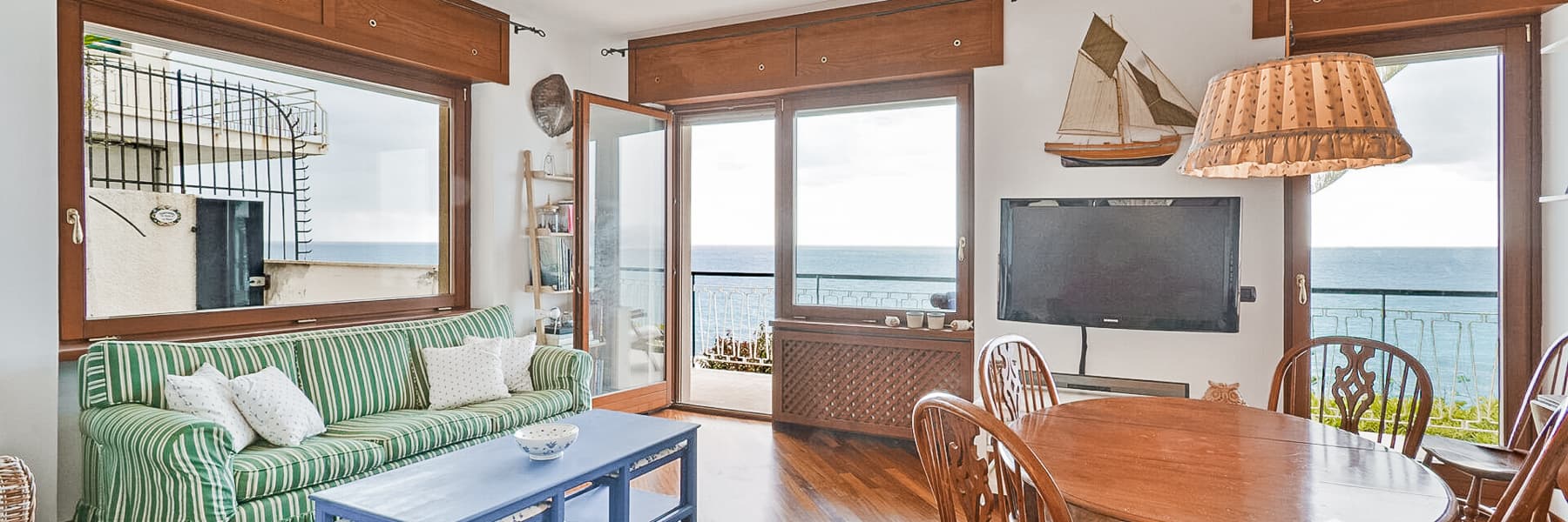 Seafront Apartment in Ospedaletti, Liguria