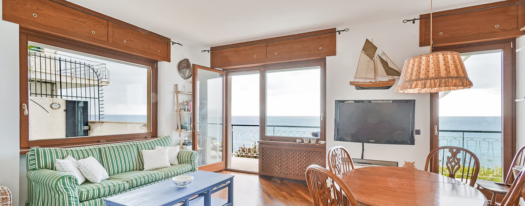 Seafront Apartment in Ospedaletti, Liguria