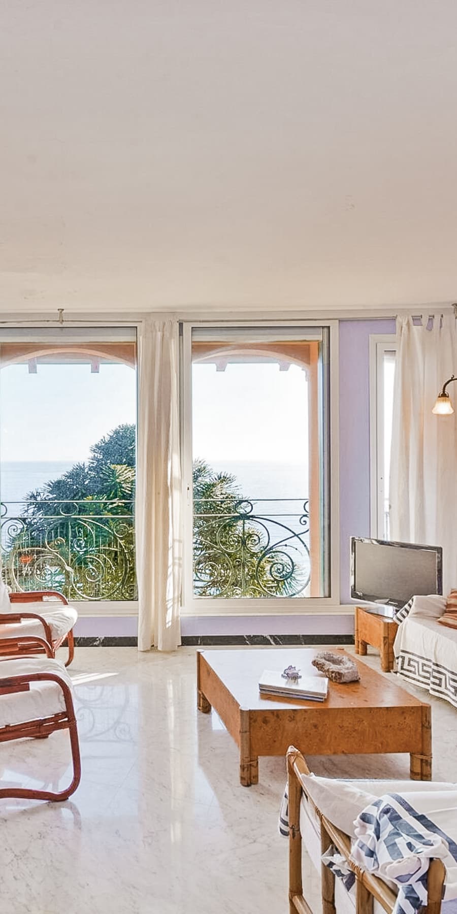 Elegant Apartment in Ospedaletti, Liguria