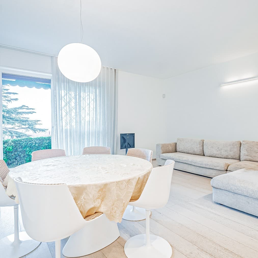 Appartamento signorile vista mare a Ospedaletti