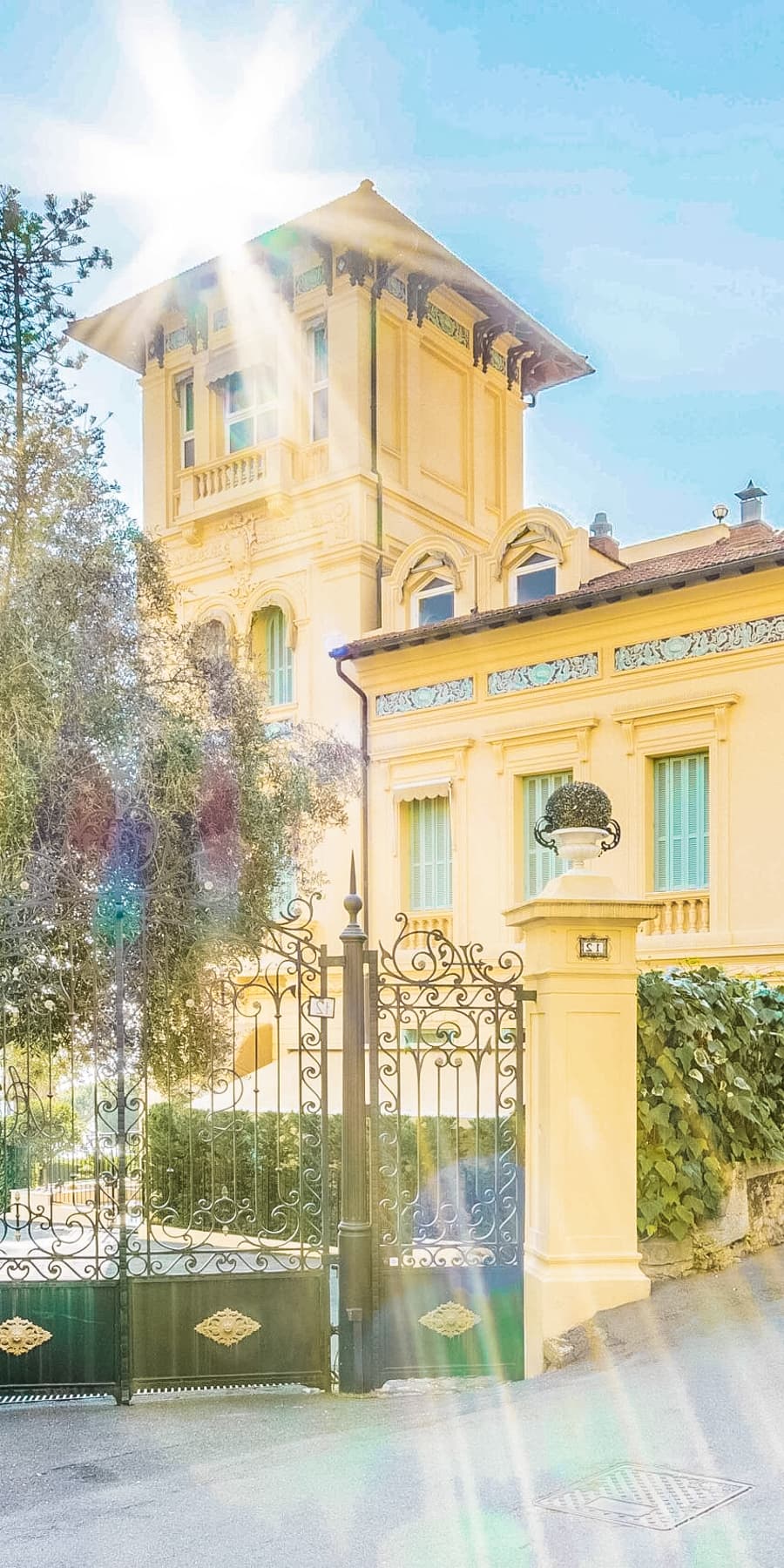 Elegant Apartment in Historic Villa, Ospedaletti, Liguria