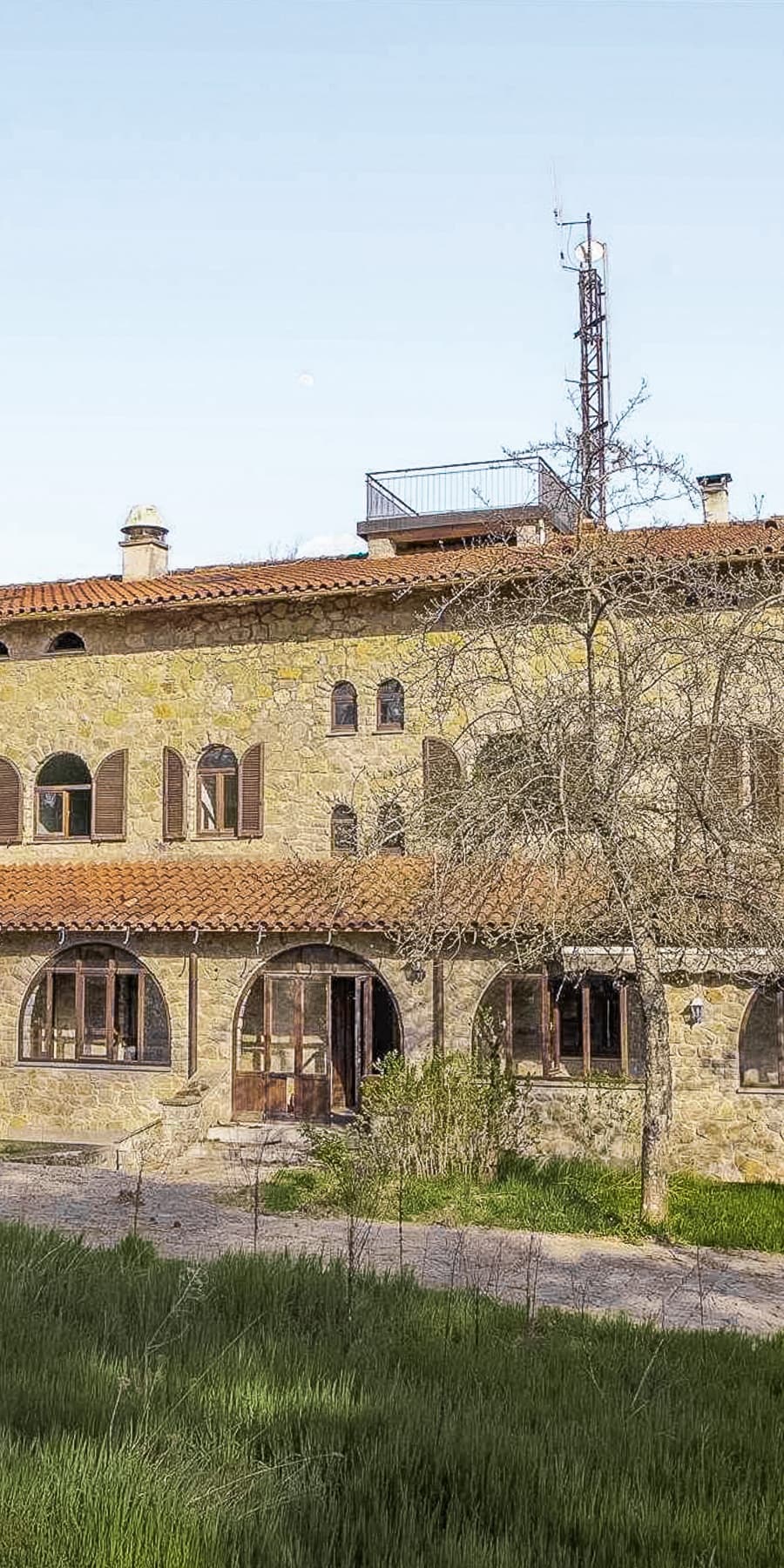 Rustic Farmhouse with Lake View in Umbria