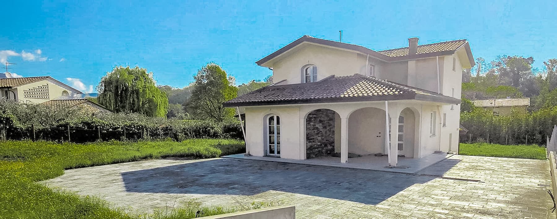 Elegant Villa with Hill Views in Capannori, Tuscany