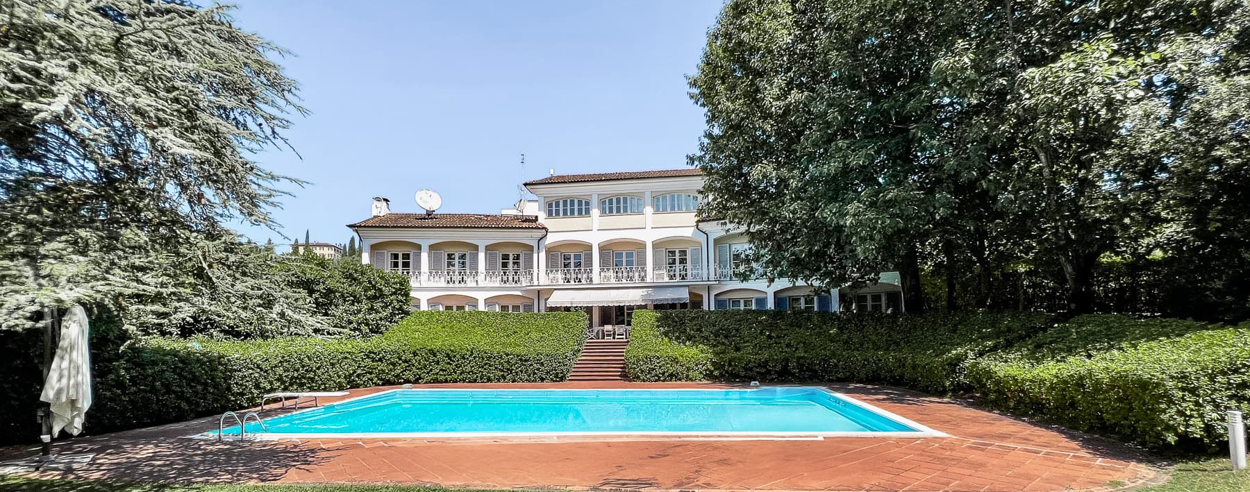 Luxury Villa with Pool in Lucca, Tuscany