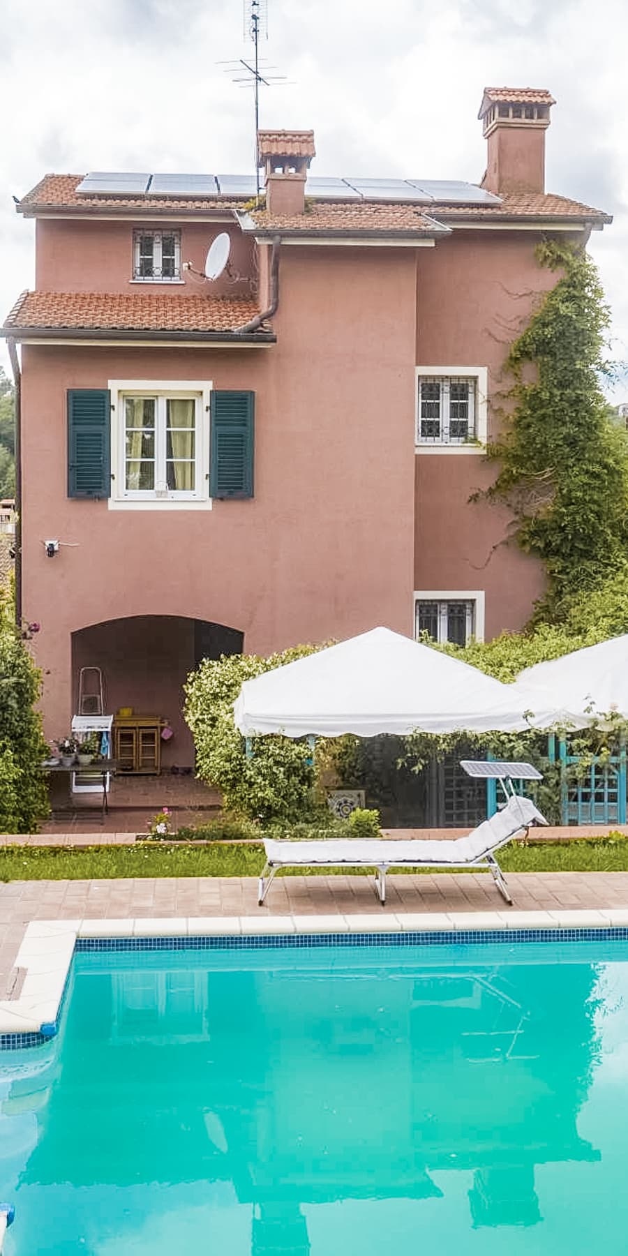 Elegant Villa with Pool in Sarzana, Liguria