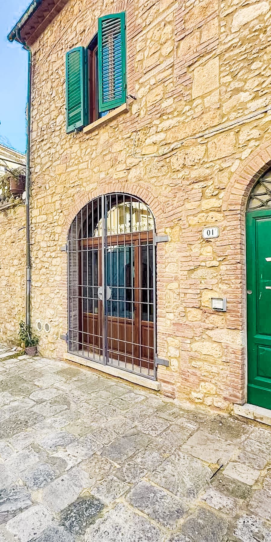 Spacious Apartment in Casale Marittimo, Tuscany