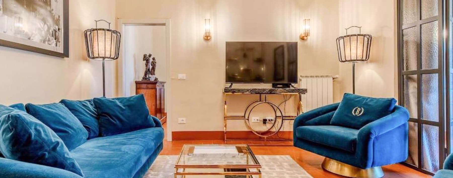 Loft with Terrace in Historic Florence, Tuscany