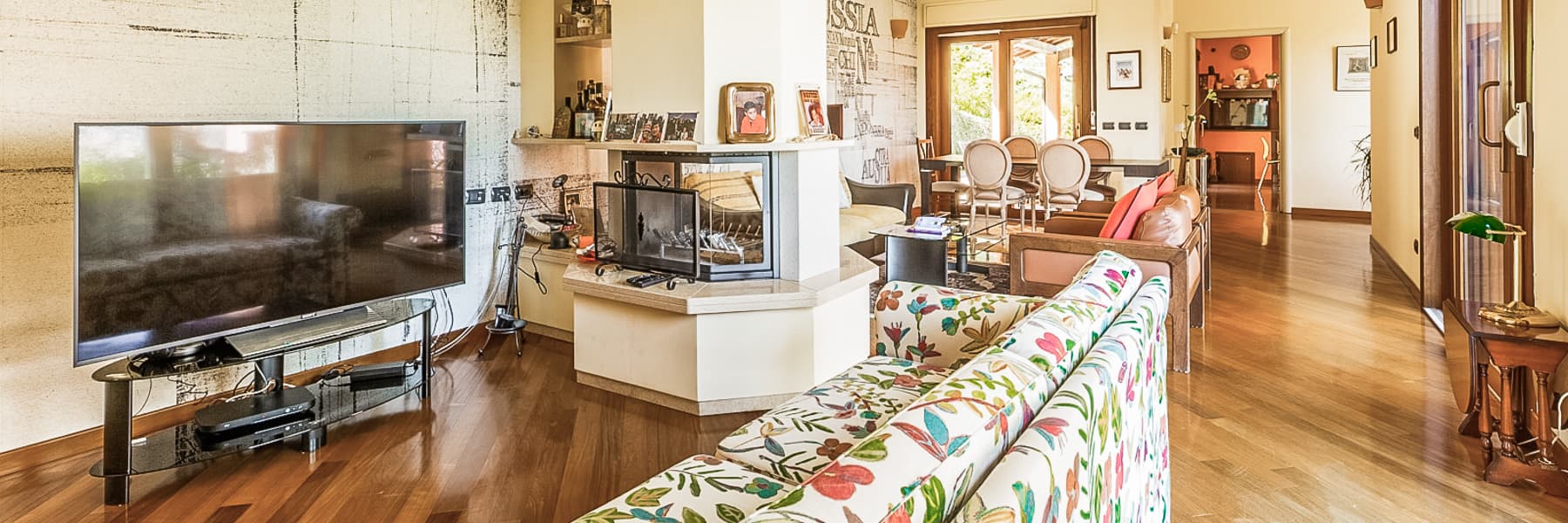 Modern Villa with Pool in Perugia, Umbria