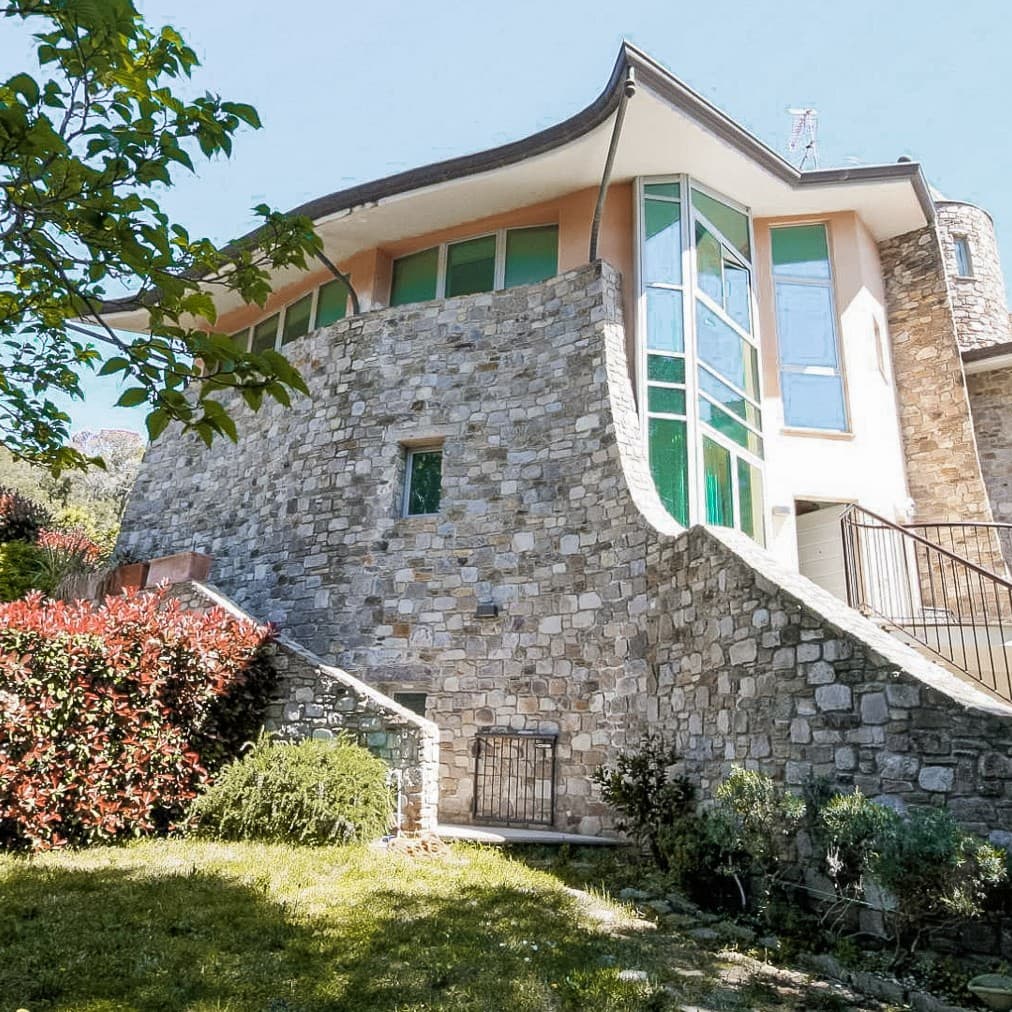 Charming Villa with Sea Views in Livorno, Tuscany