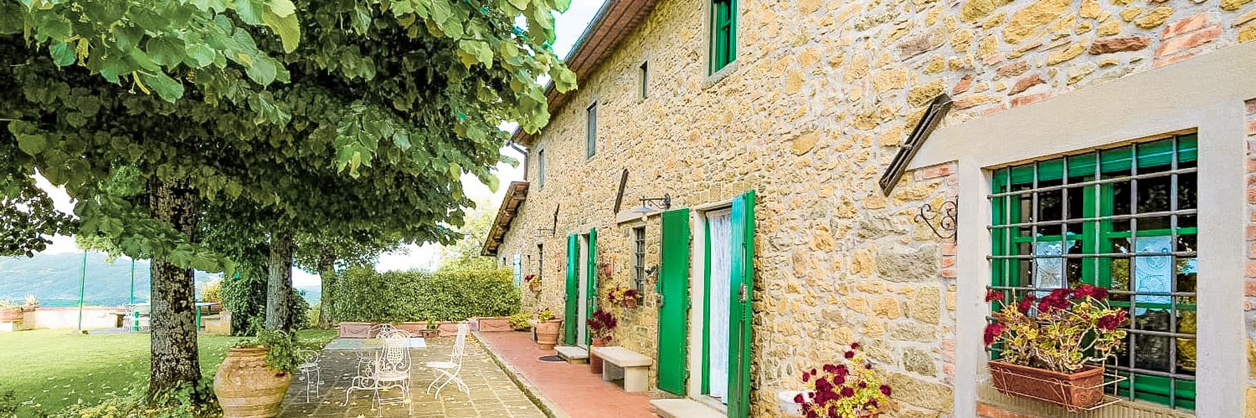 Villa panoramica in collina a Montecatini-Terme, Toscana