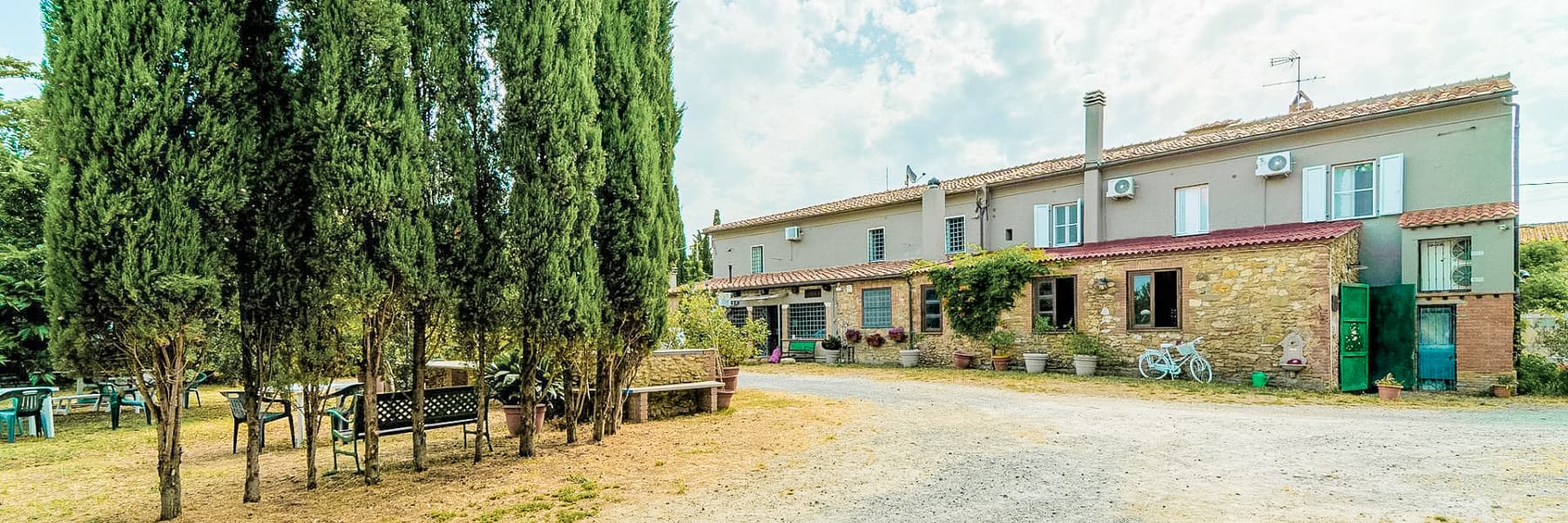 Rustic Country House with Pool in Rosignano, Tuscany