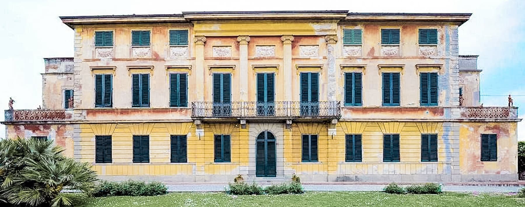 Elegant 18th-Century Villa in Capannori, Tuscany