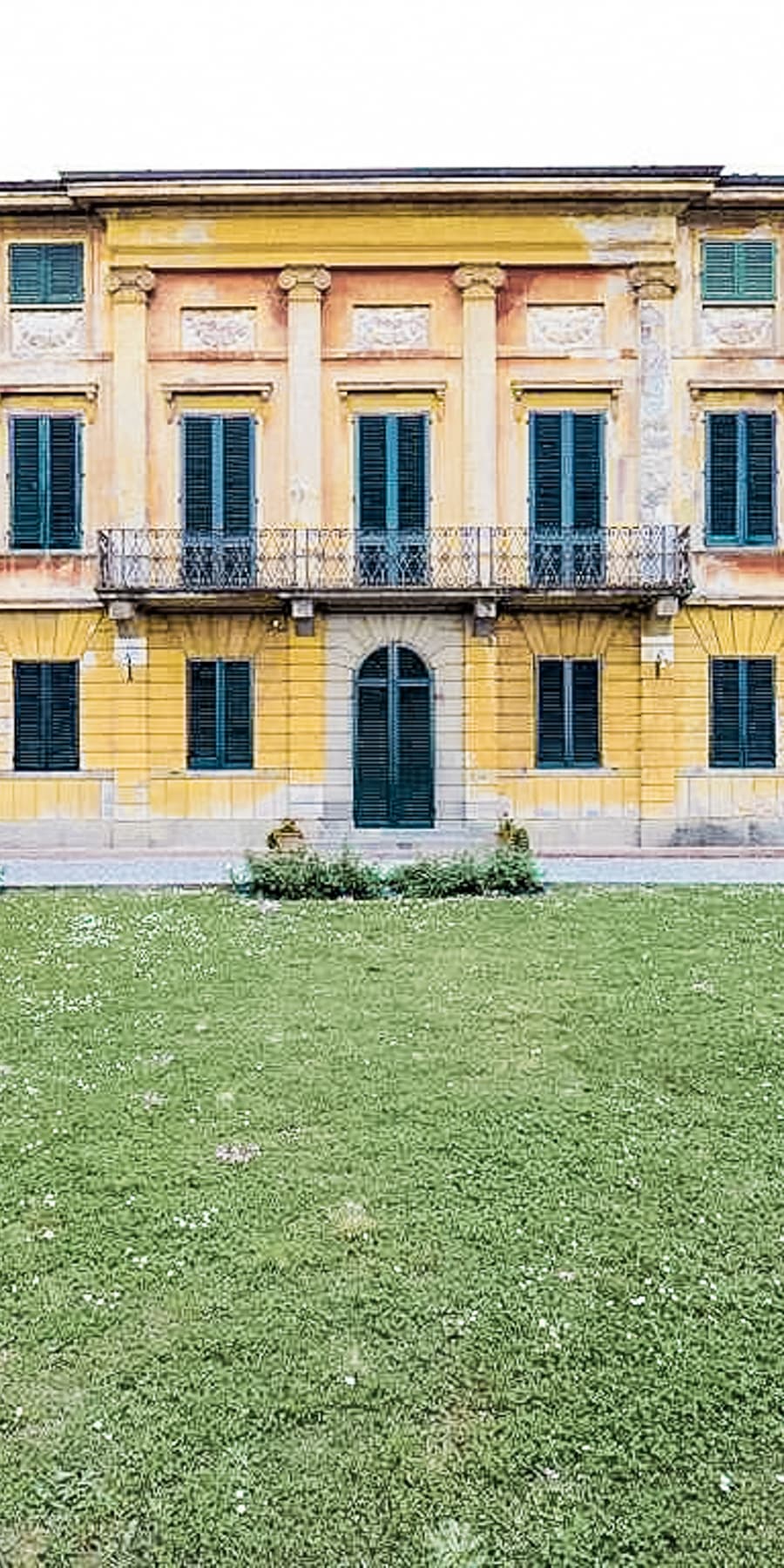 Elegant 18th-Century Villa in Capannori, Tuscany