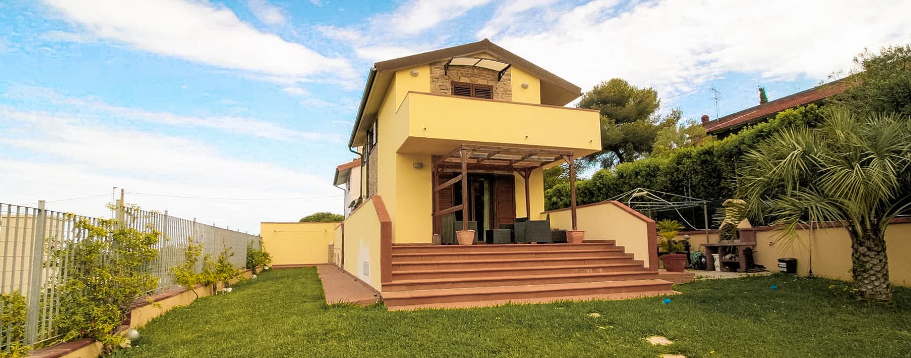 Semi-detached House with Pool in Tuscany, Livorno