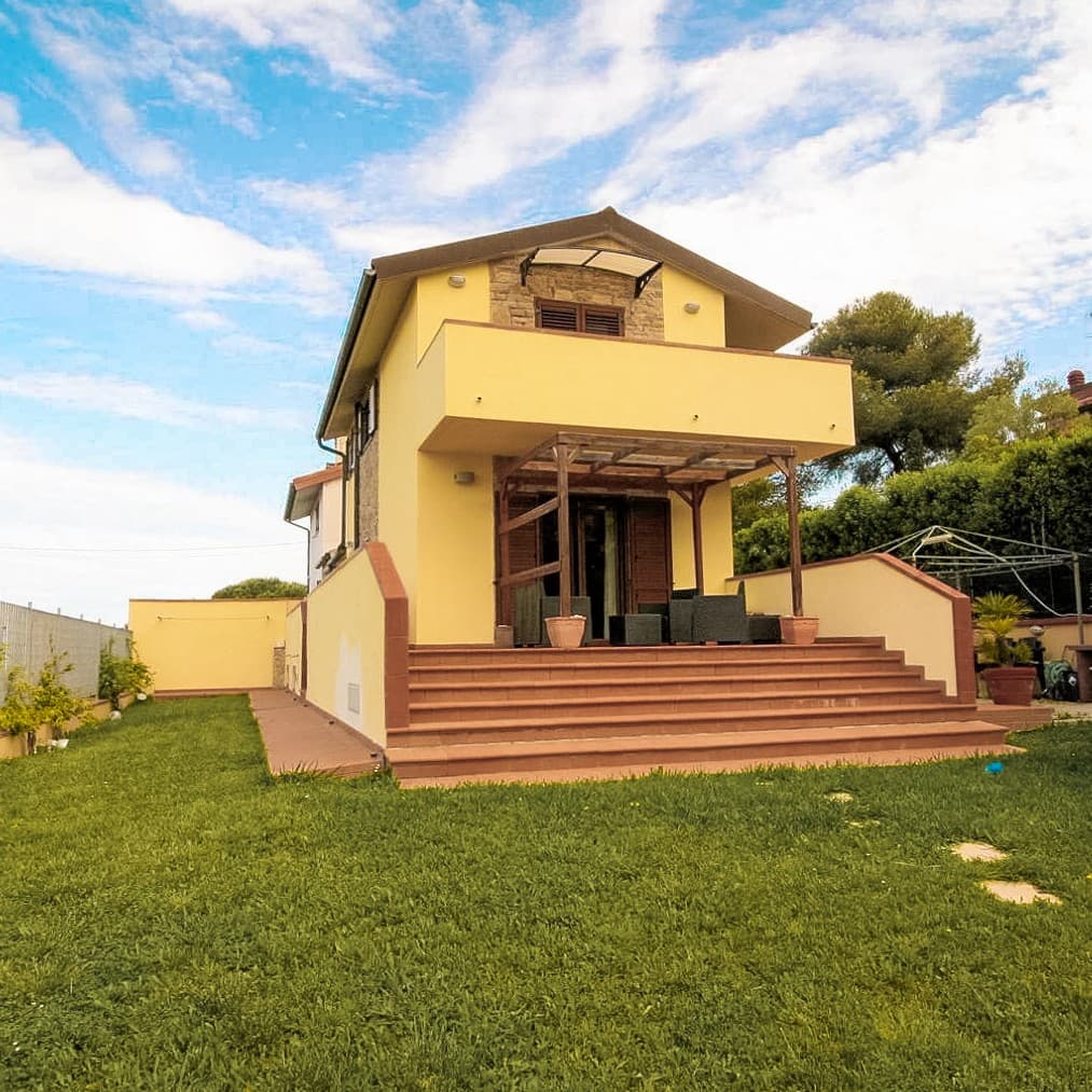 Semi-detached House with Pool in Tuscany, Livorno