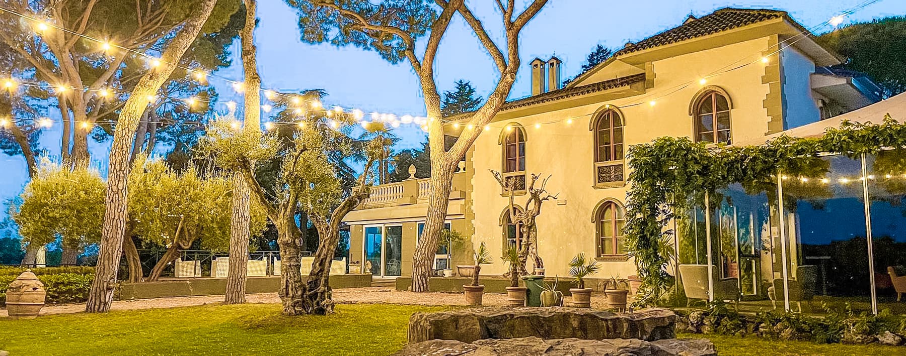 Liberty Villa with Lake View in Umbria