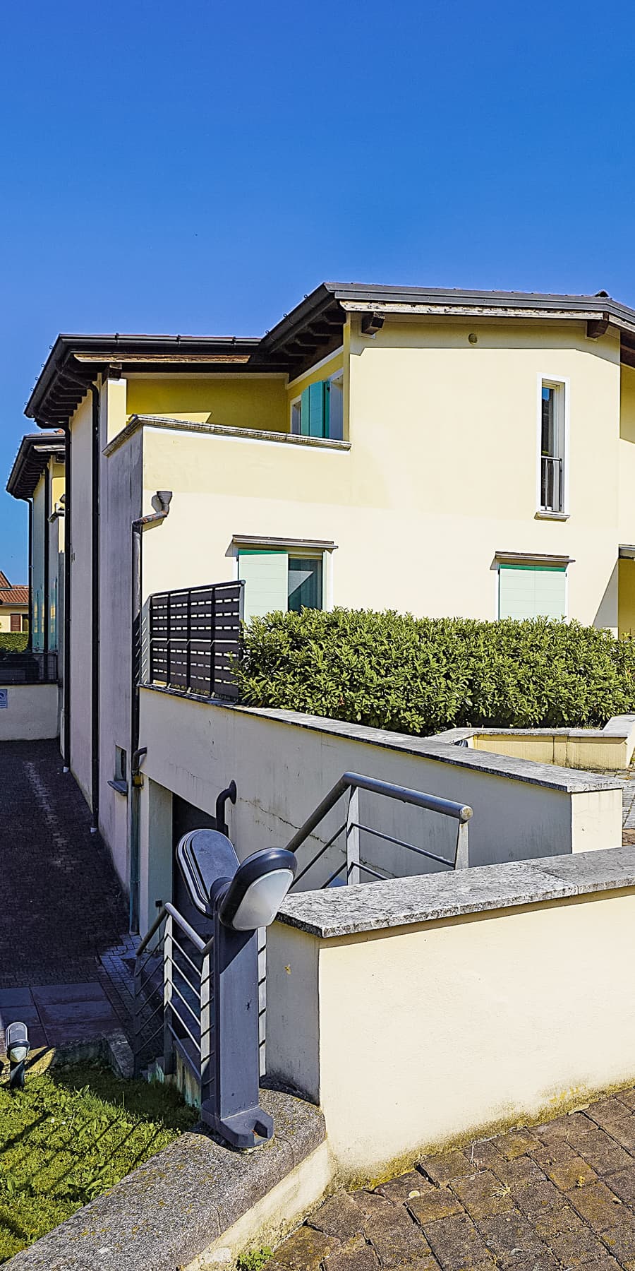 Loft Attic Overlooking Lake Garda, Padenghe sul Garda