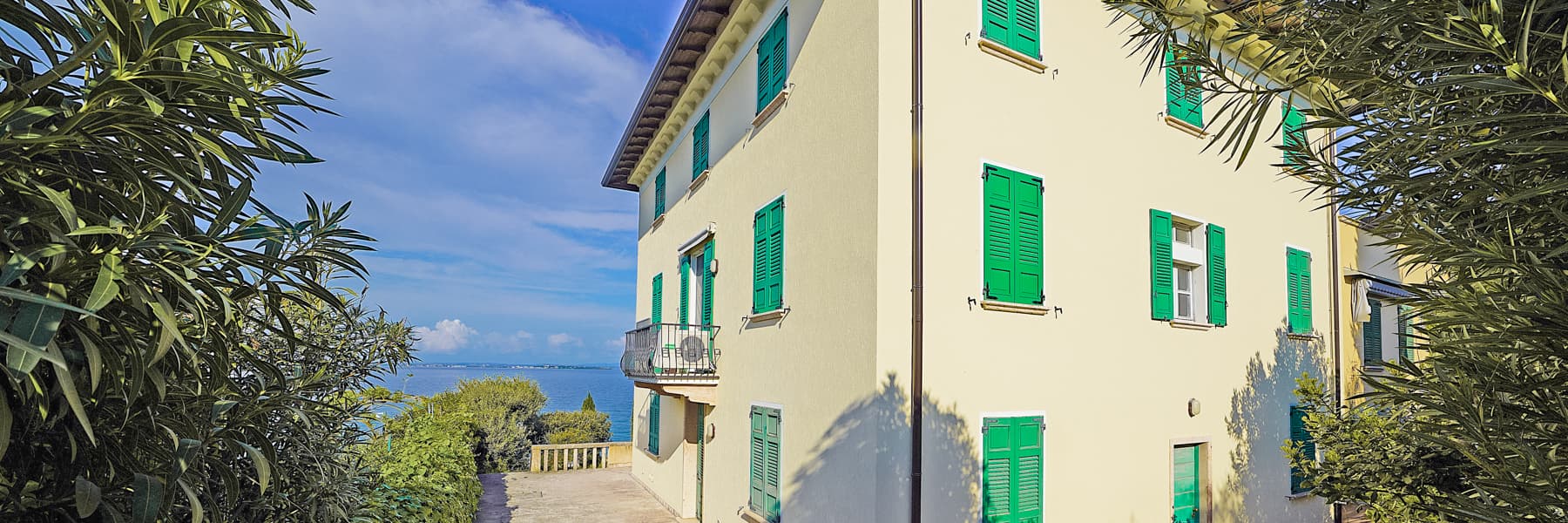 Apartment in Padenghe sul Garda, Lake Garda Area