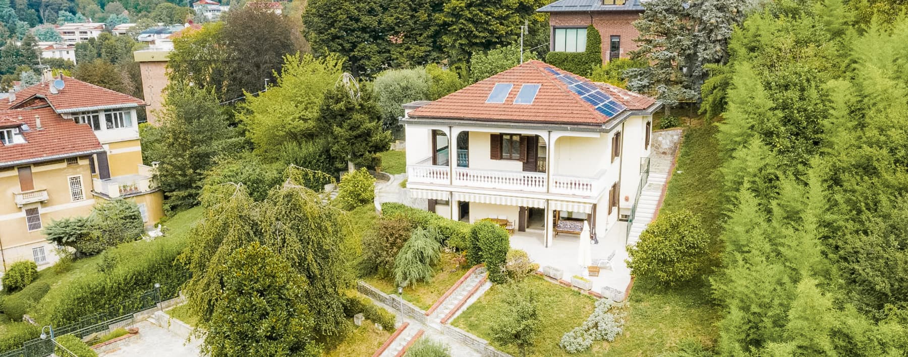 Elegant Villa with Garden in Torino, Piedmont