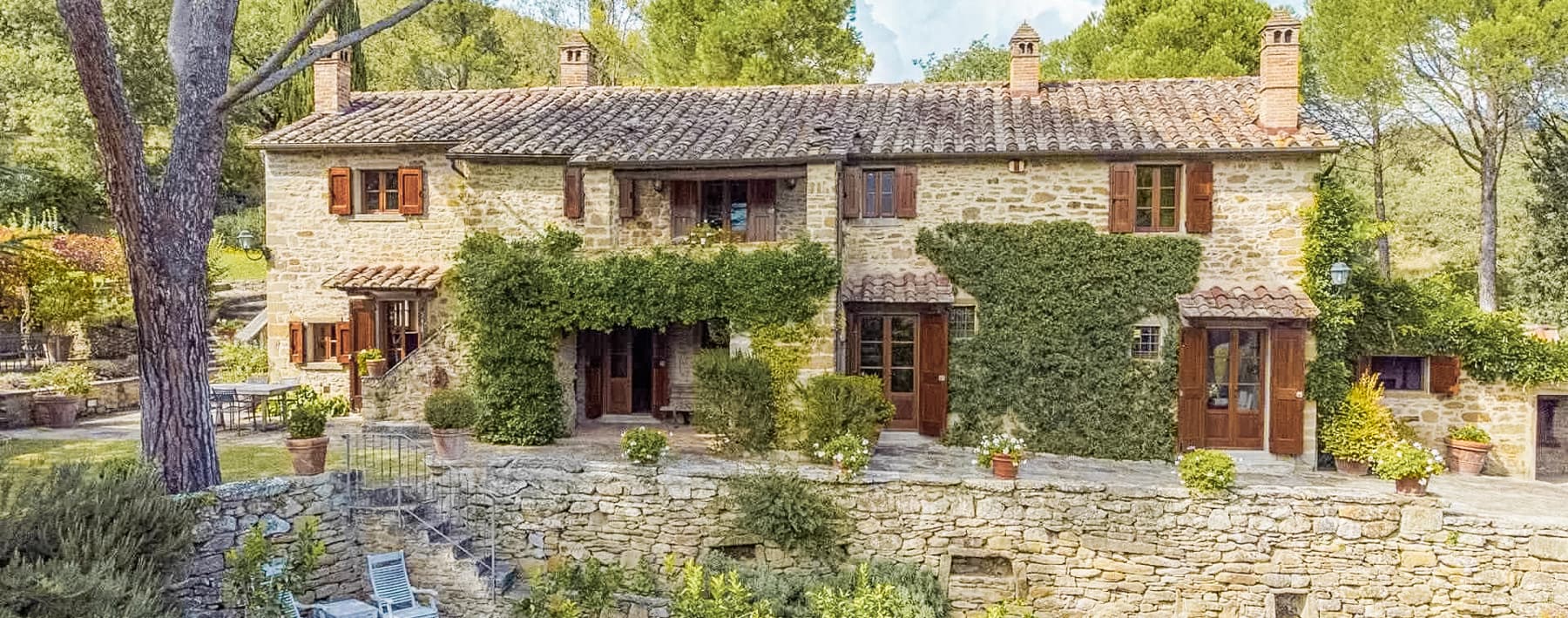 Rustic Country House in Cortona, Tuscany's Heartland