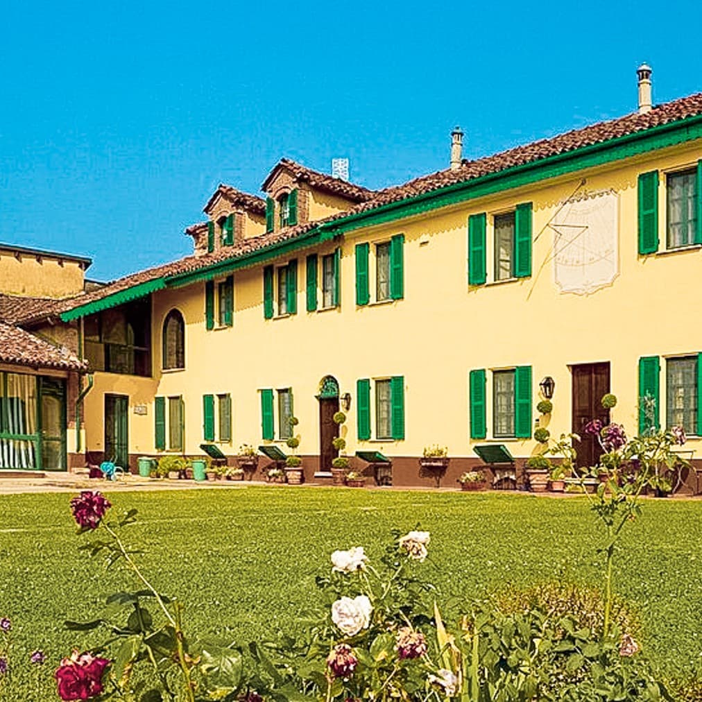 Charming Agritourism in Cossombrato, Piedmont