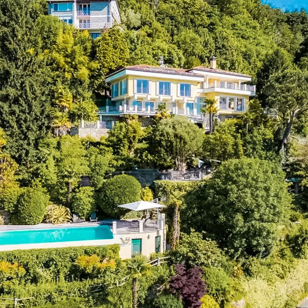 Villa with Lake Maggiore Views in Cannero Riviera