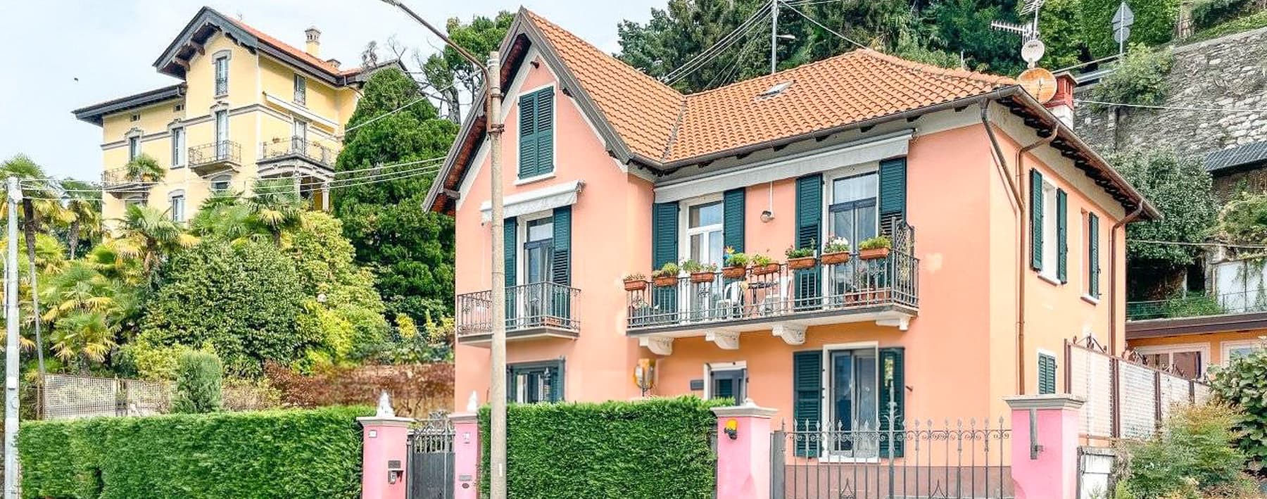 Villa Overlooking Lago Maggiore in Piemonte