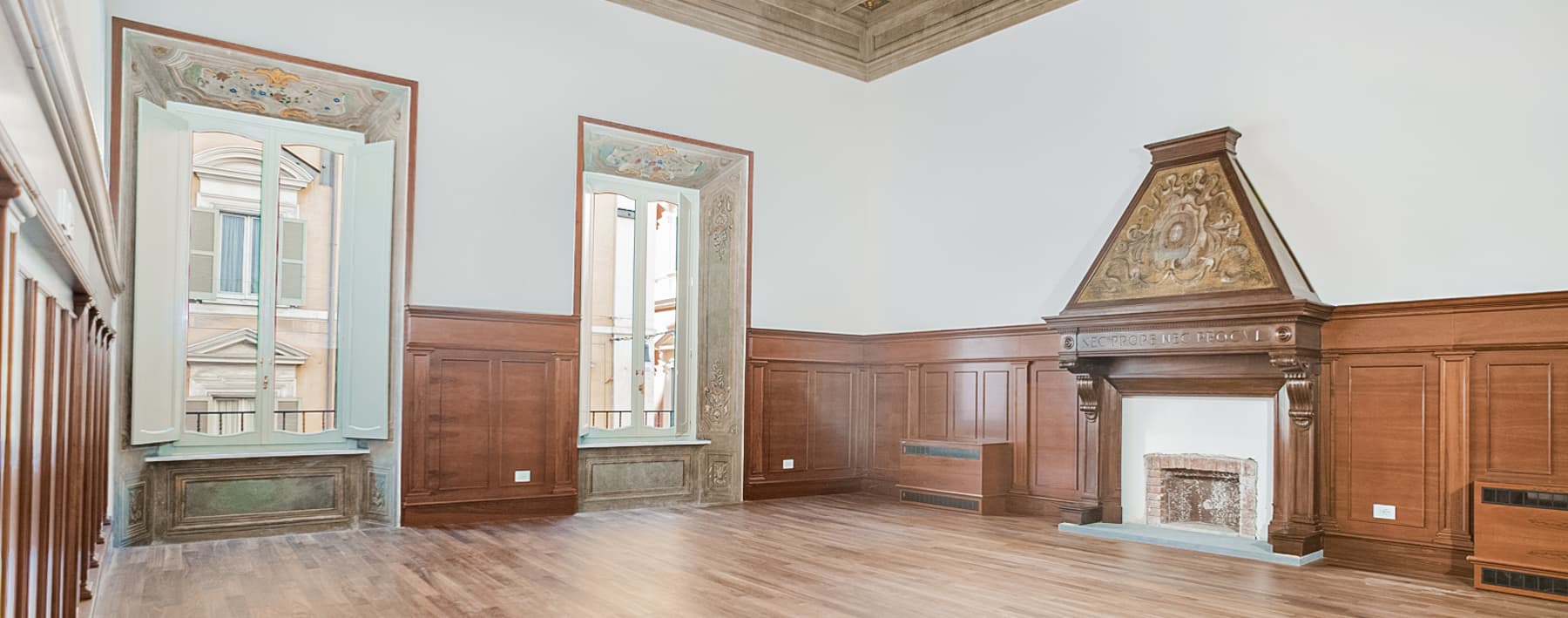 Elegant Apartment in Historic Rome, Lazio