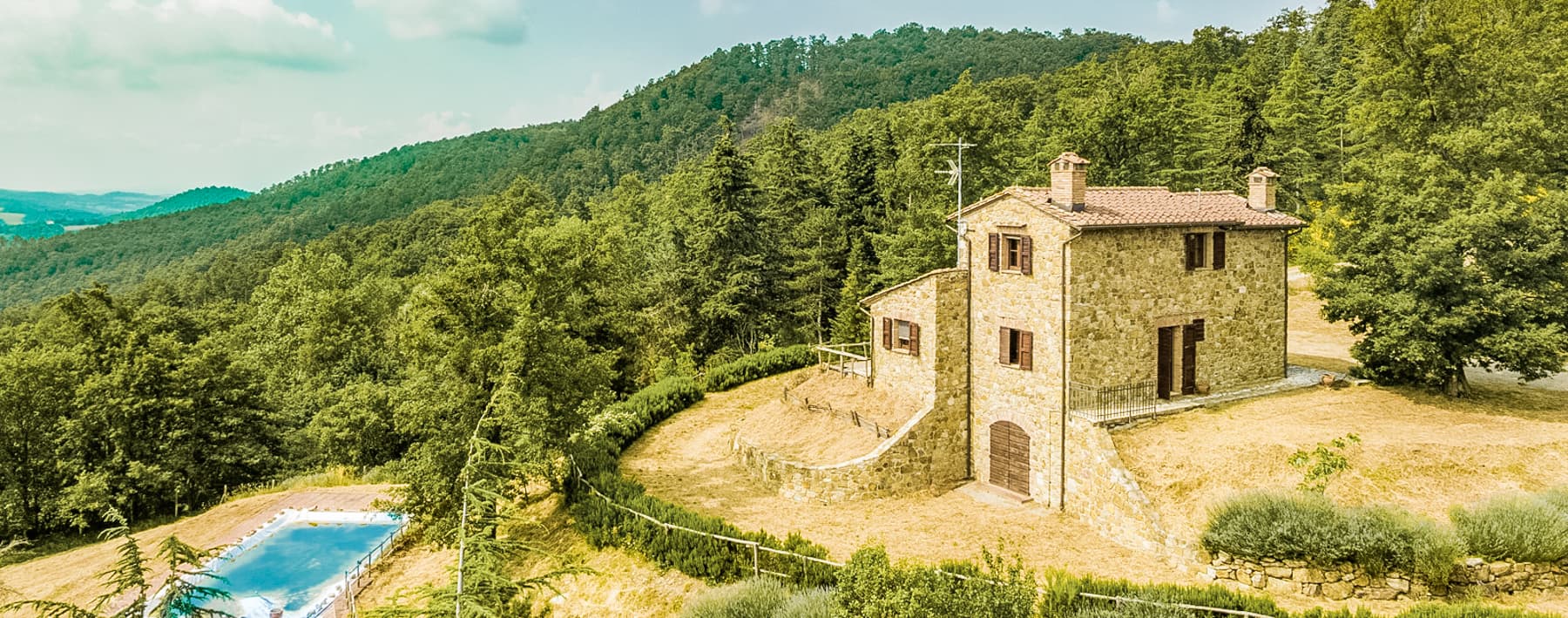 Rustic Country House with Pool in Cetona, Tuscany