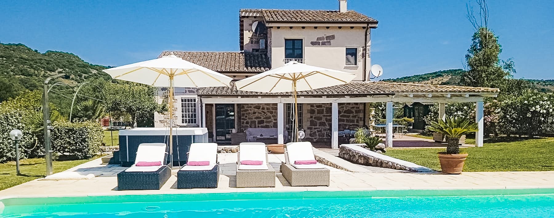 Charming Apartment in Uri, Sardinia