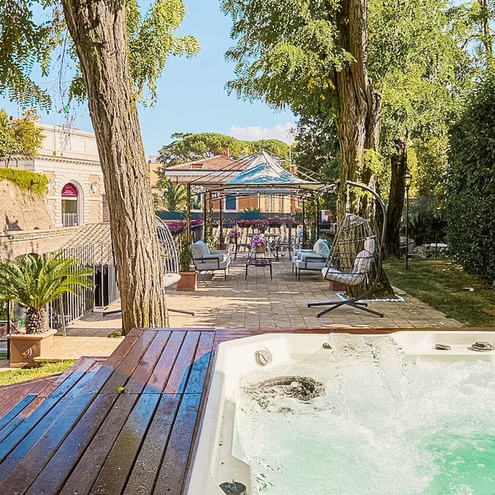 Elegant Villa in Rome, Lazio