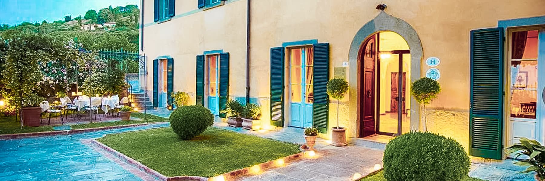 Elegant Palace Hotel Overlooking Tuscan Hills, Cortona