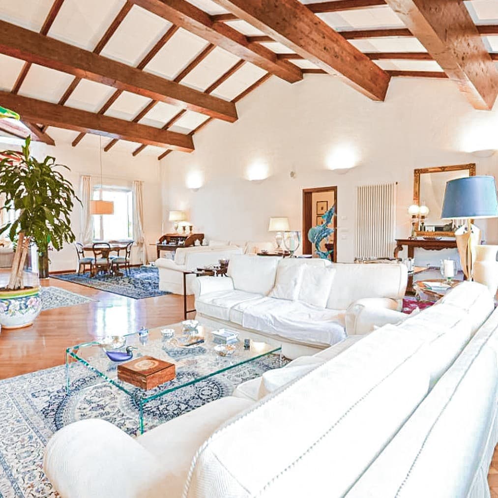 Charming Villa in Pisa, Tuscany