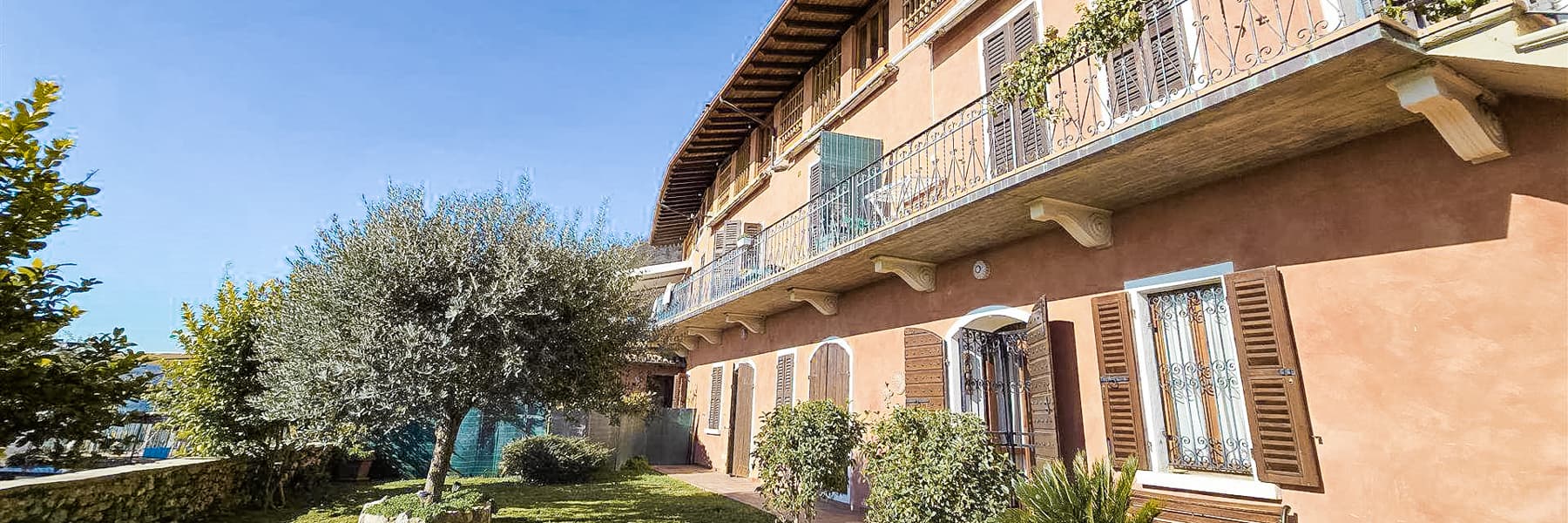 Rustic Country House by Lake Garda, Lombardy
