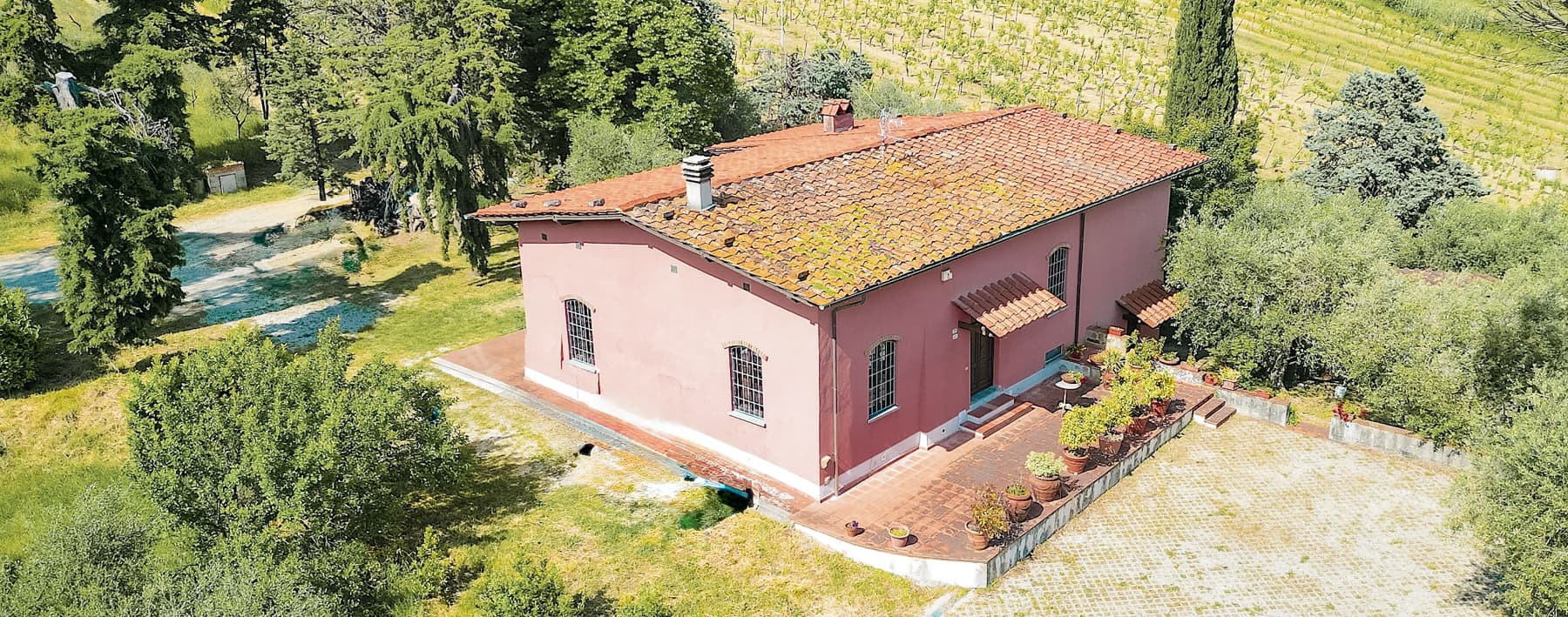 Rustic Country House in Charming Lucca, Tuscany