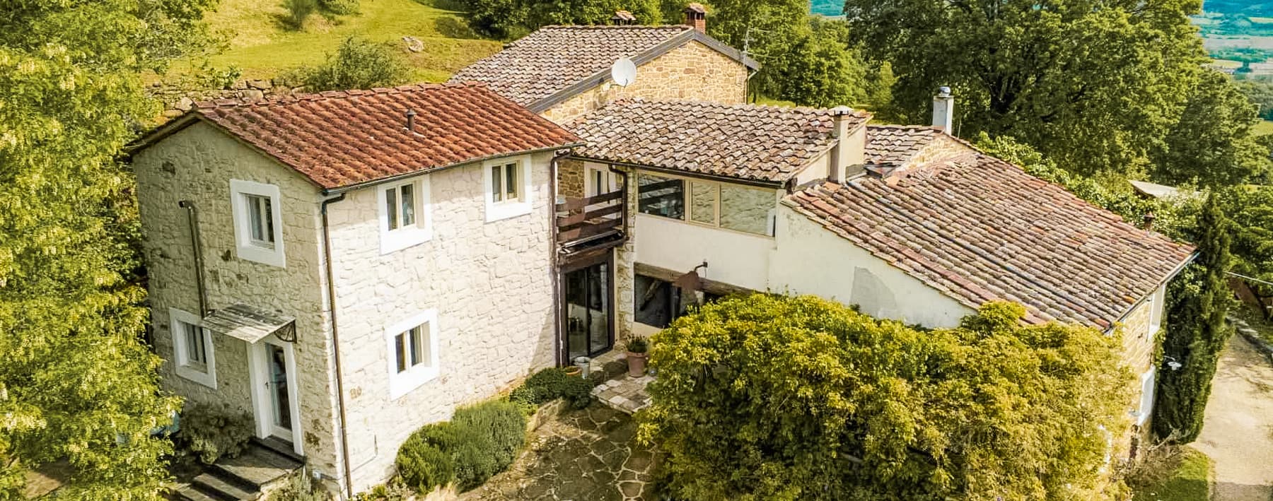 Casale in pietra a Poppi, nel cuore della Toscana