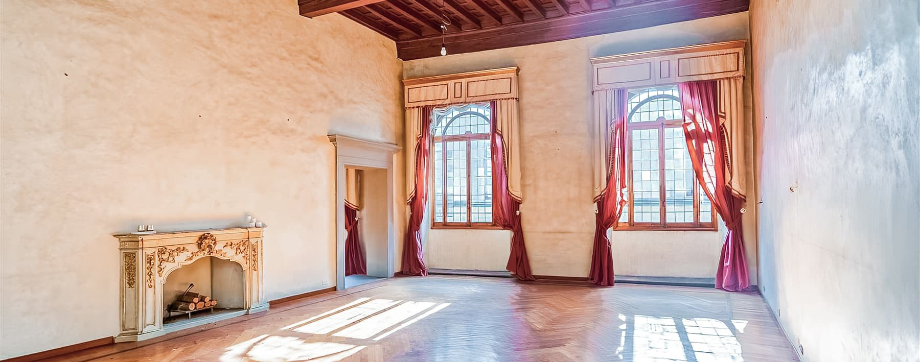 Elegant Apartment in Historic Florence, Tuscany