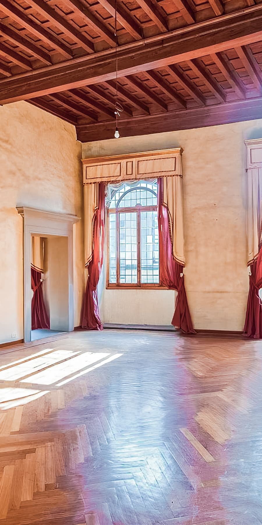 Elegant Apartment in Historic Florence, Tuscany